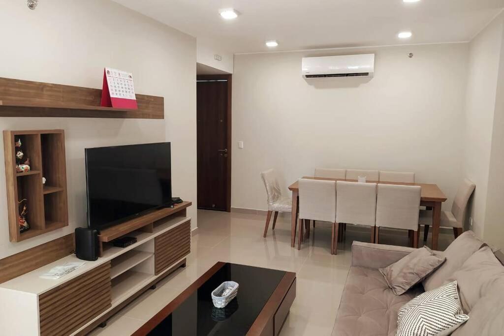 Condo In Villamorra, 2 Bedrooms アスンシオン エクステリア 写真
